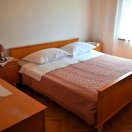 Apartment Anastazio Dobropoljana
